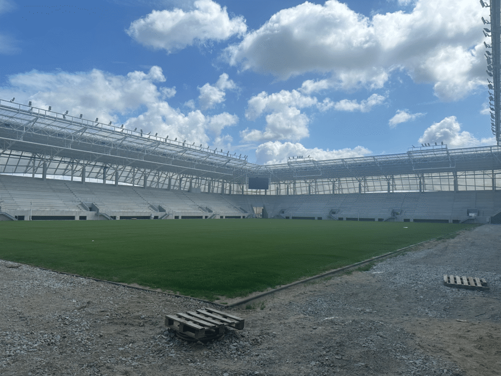 Stadion Miejski Opole, Ekran akustyczny, Akustyka pompy ciepła, wyciszenie agregatów
