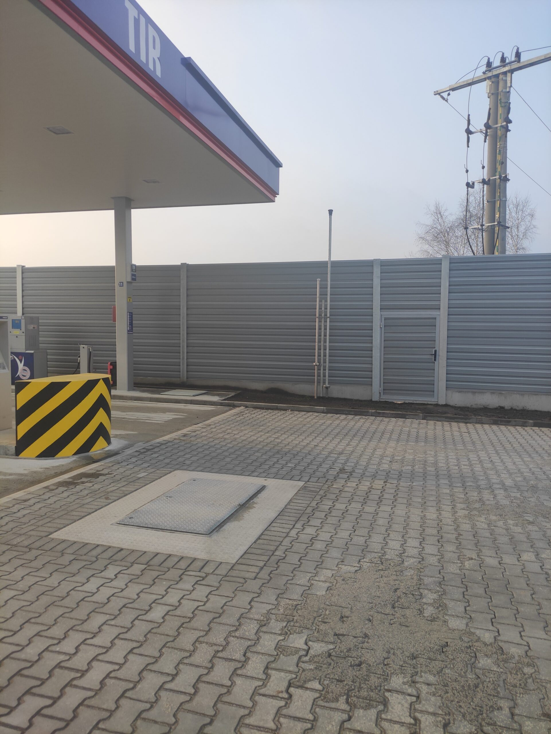 stacja paliw moya, zabezpieczenie akustyczne, ekrany akustyczne